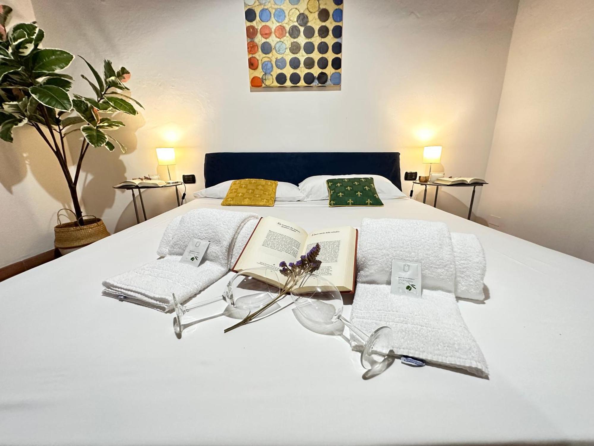 Ferienwohnung Luxurious View On Santa Croce Florenz Exterior foto