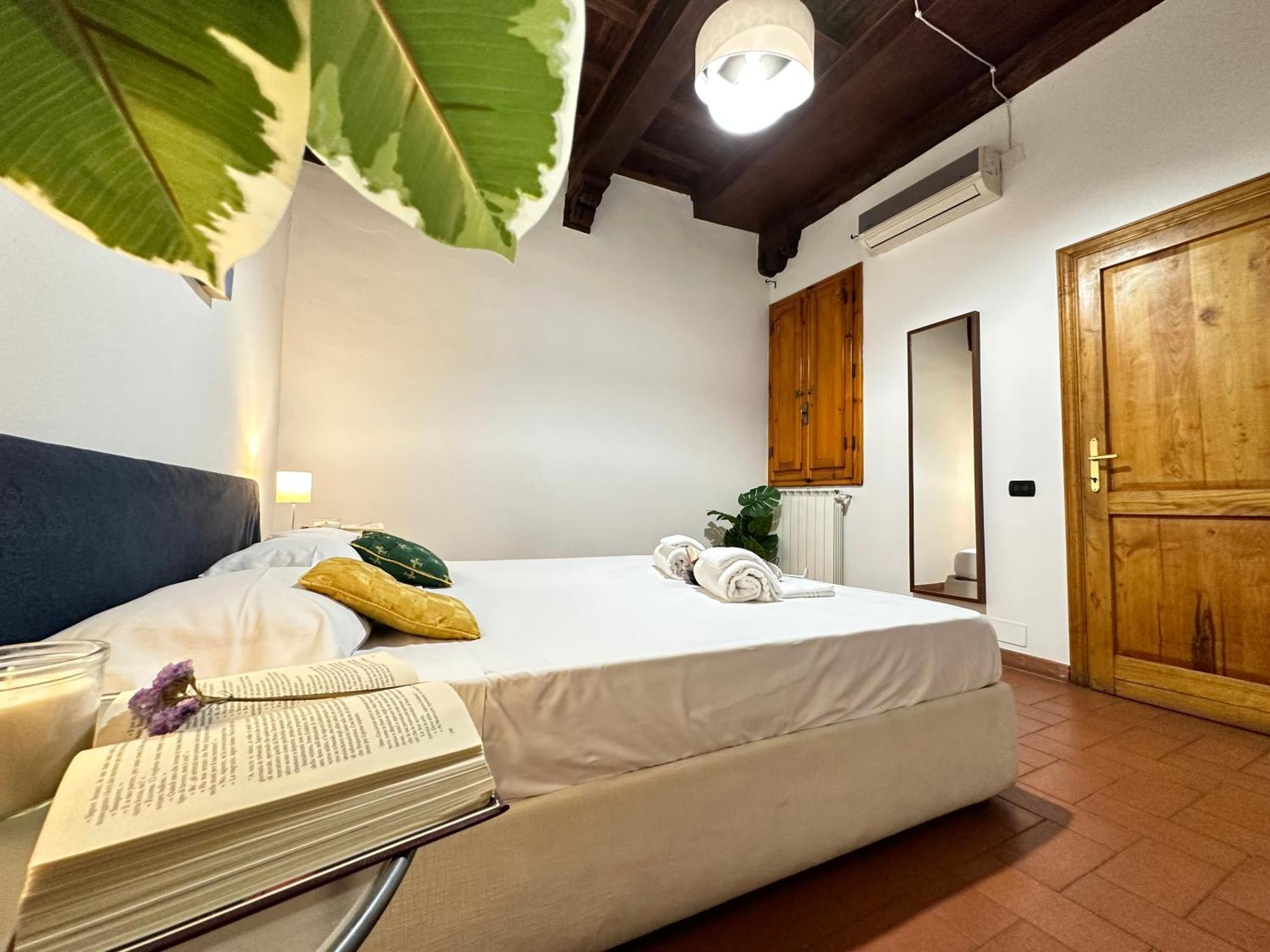 Ferienwohnung Luxurious View On Santa Croce Florenz Exterior foto